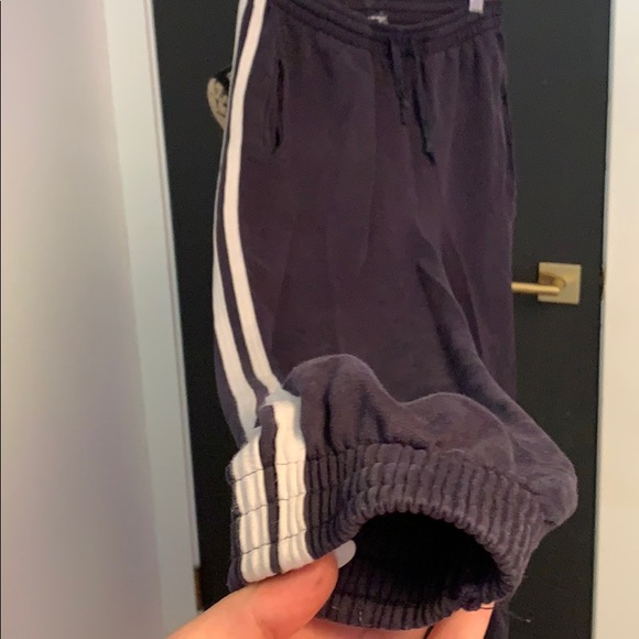 RARE brandy Melville sweatpants - Picture 3 of 5